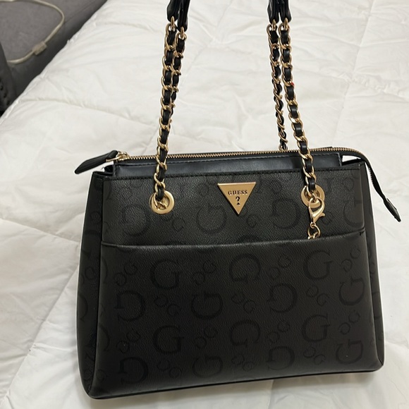 GUESS Black Shoulder Purse Gold Tone Hardware - Picture 14 of 16